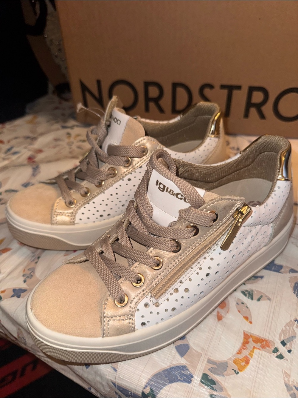 IGI&CO Women's Beige & White Gold Lace-Up/slip zipperSneakers Platform Italian